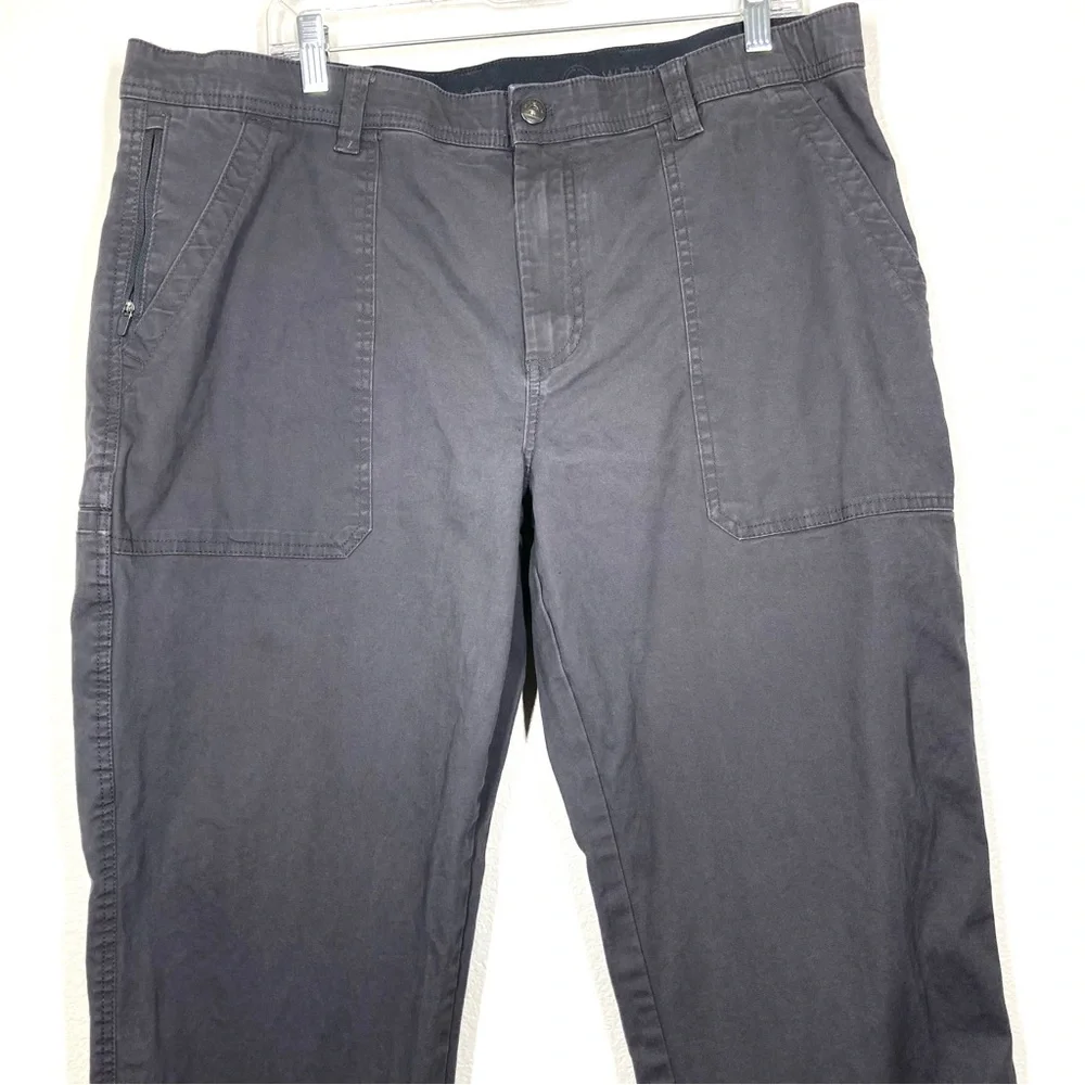 WP Weatherproof Cargo Hiking Pants Gray 40x32 Cotton Spandex Velcro Pockets